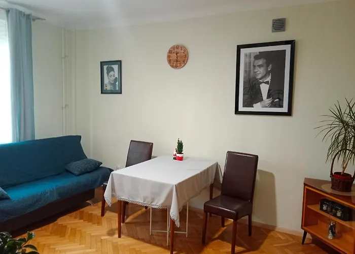 E-brechta شقة وارسو